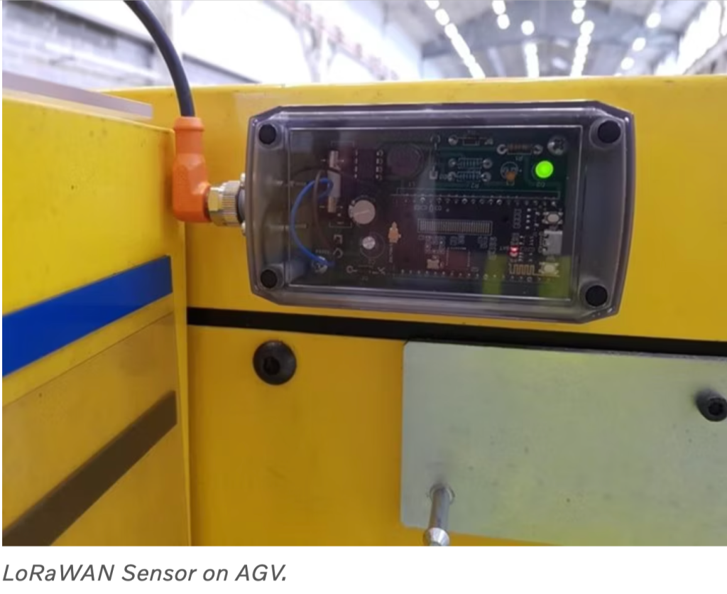 LoRaWAN sensor on AGV